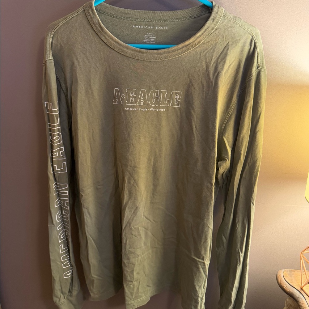 American Eagle Outfitters Men's Olive Green Long Sleeve Shirt